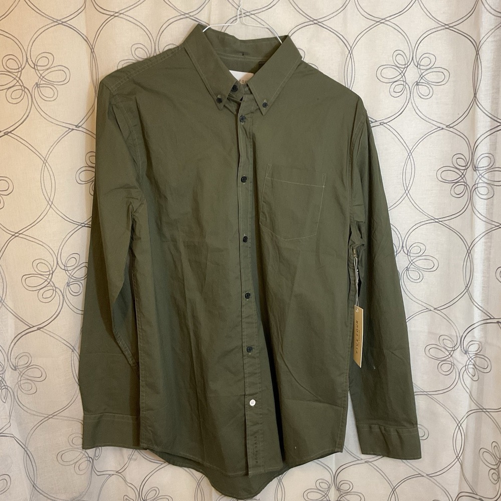 New Men's Five Four Olive Long Sleeve Button Up Shirt Size Medium